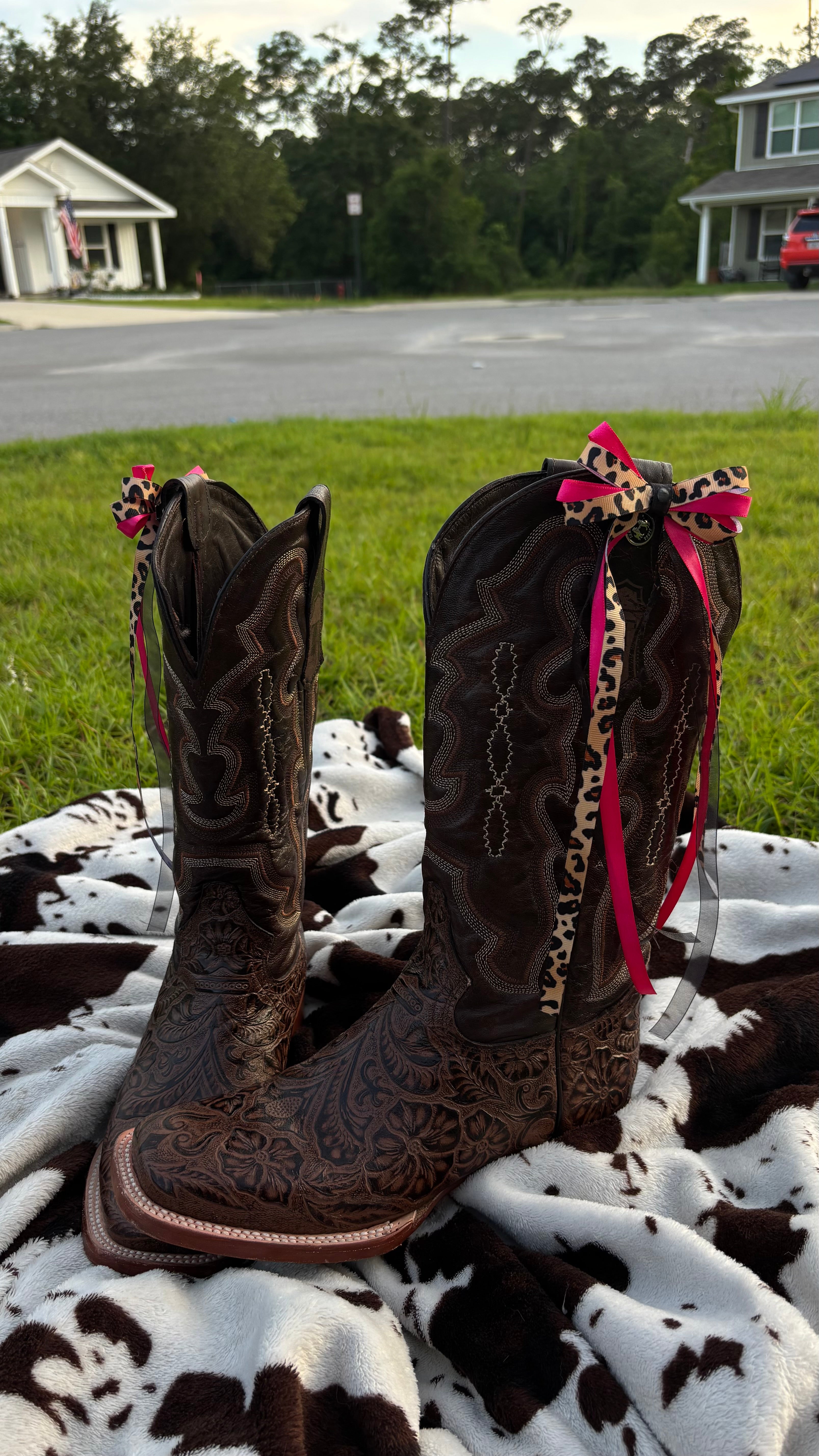 Inner Feline Boot Bows