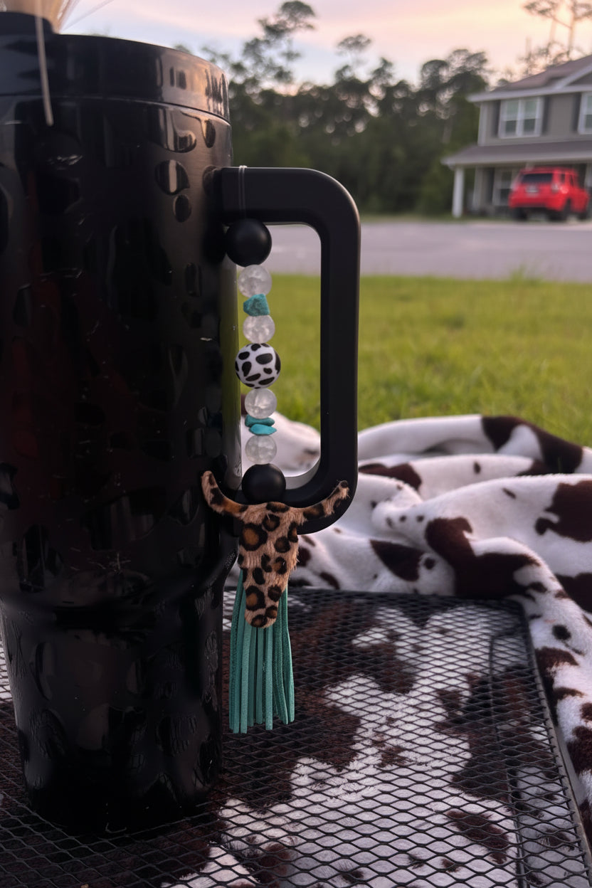 Hello cheetah! Tumbler tassel