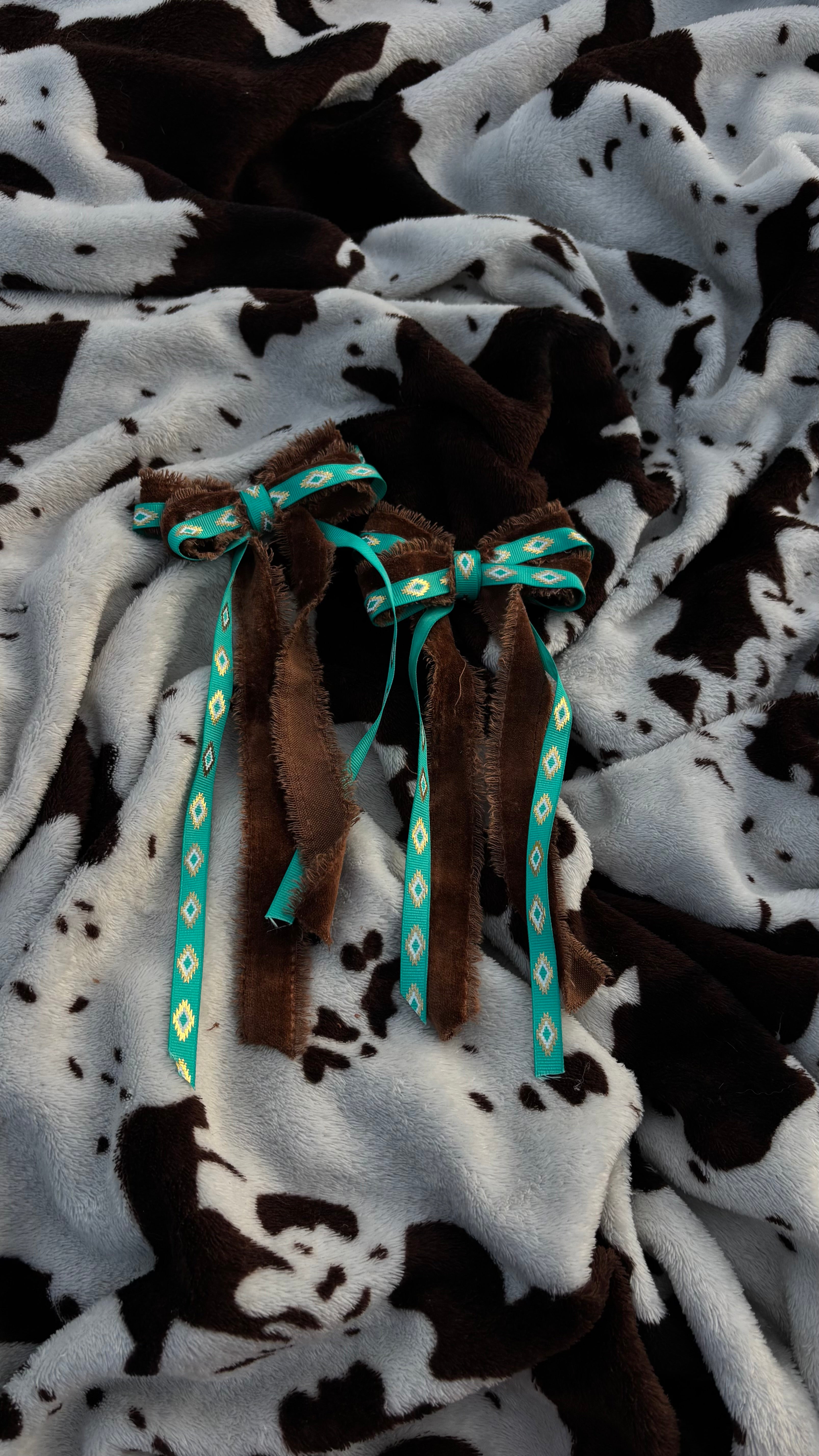 Turning-To-Turquoise Boot Bows